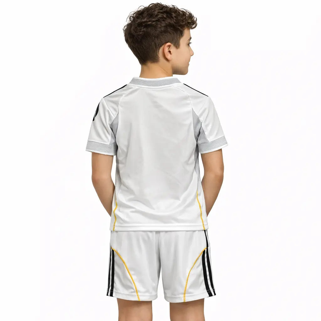 Conjunto Infantil Real Madrid 2025/26 Home